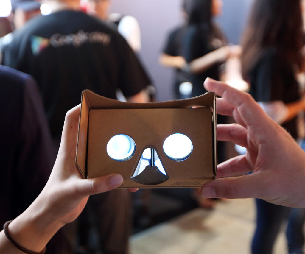 daydream cardboard vr